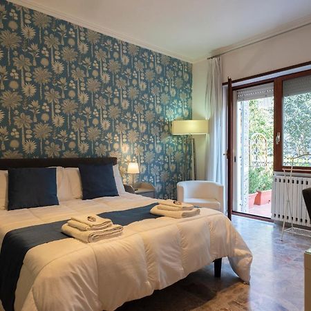 Room 66 Неаполь Экстерьер фото